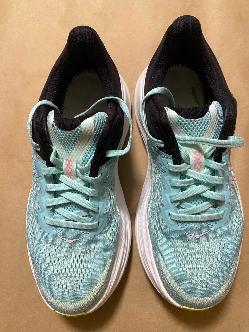 Hoka Bondi 9 Womens Size 7.5 Blue Green White Athletic Running Shoes
Sneakers